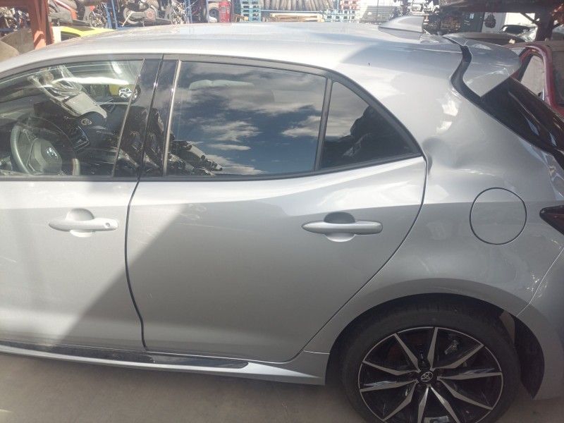 Recambio de puerta trasera izquierda para toyota corolla fastback (_e21_) 1.8 hybrid (zwe211) referencia OEM IAM   