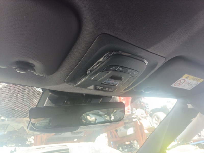 Recambio de luz interior para toyota corolla fastback (_e21_) 1.8 hybrid (zwe211) referencia OEM IAM   