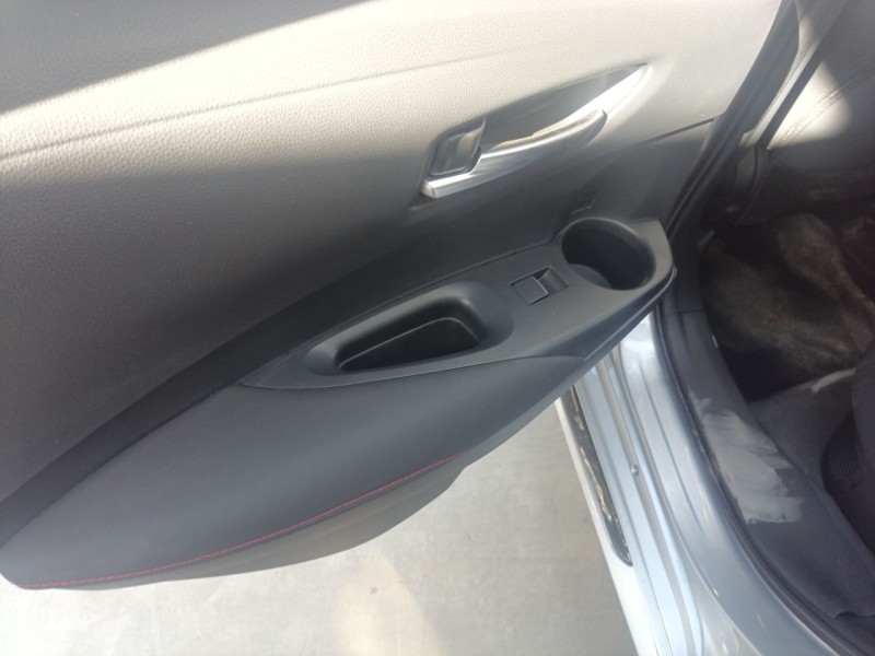 Recambio de mando elevalunas trasero izquierdo para toyota corolla fastback (_e21_) 1.8 hybrid (zwe211) referencia OEM IAM   