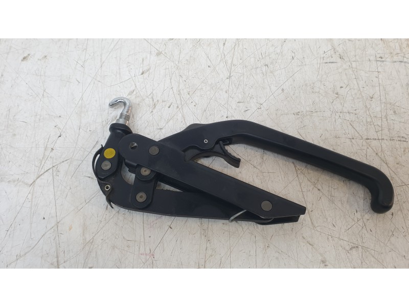 Recambio de maneta interior lateral izquierda para volkswagen golf i cabriolet (155) 1.5 referencia OEM IAM 155871384D  