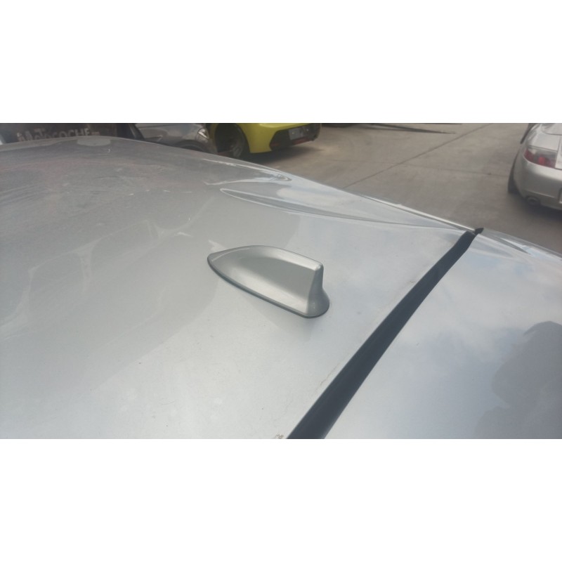 Recambio de antena para toyota corolla fastback (_e21_) 1.8 hybrid (zwe211) referencia OEM IAM   