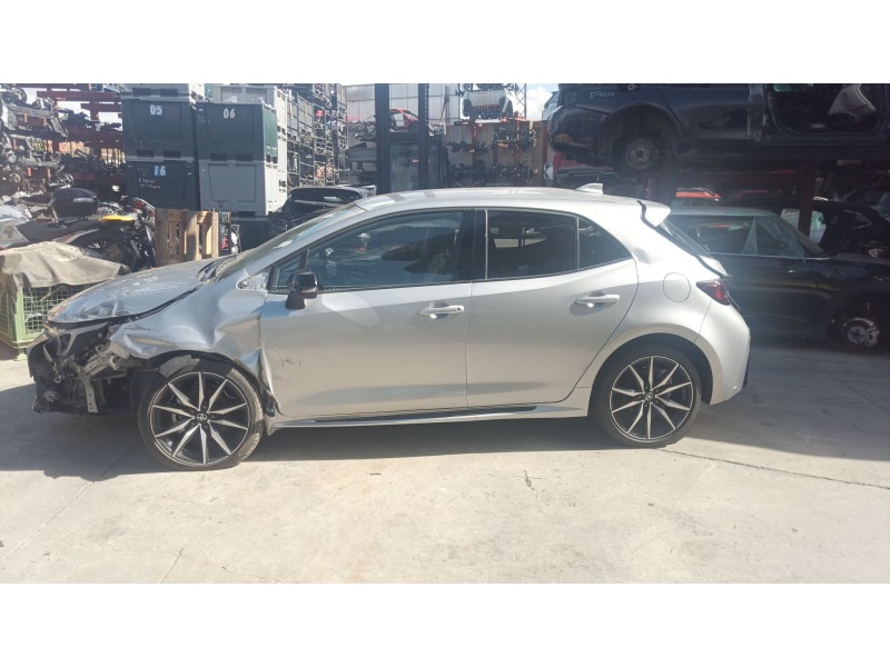 toyota corolla fastback (_e21_) del año 2024