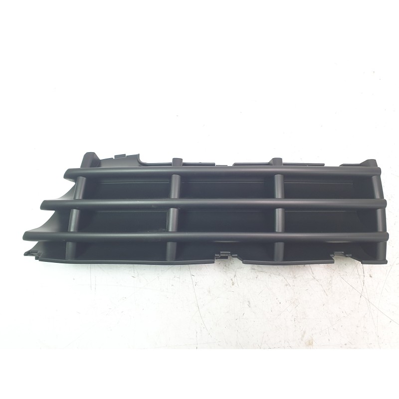 Recambio de rejilla paragolpes derecha para peugeot 207/207+ (wa_, wc_) 1.4 referencia OEM IAM 7429F9 9681933277 