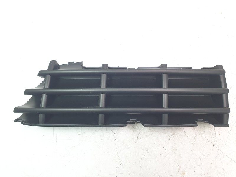 Recambio de rejilla paragolpes derecha para peugeot 207/207+ (wa_, wc_) 1.4 referencia OEM IAM 7429F9 9681933277 