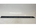 MOLDURA PUERTA DELANTERA DERECHA 7701477637 8200648668 7701477637 8200648668 107194990D