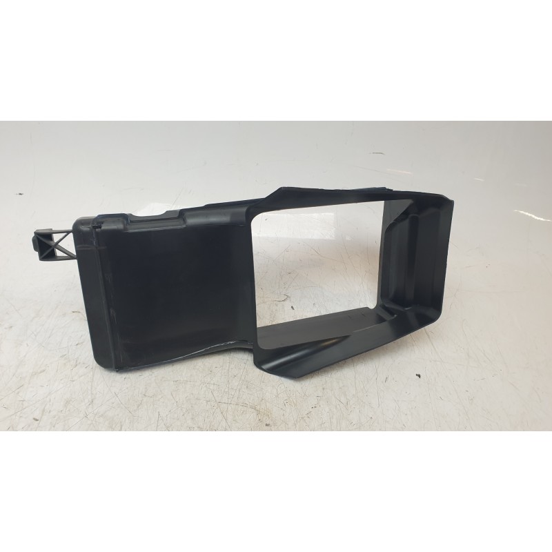 Recambio de canalizador de aire para ford focus iii 1.6 ti referencia OEM IAM F1EB8121A  