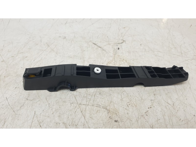 Recambio de soporte paragolpes trasero derecho para opel corsa e (x15) 1.2 (08, 68) referencia OEM IAM 39085590  