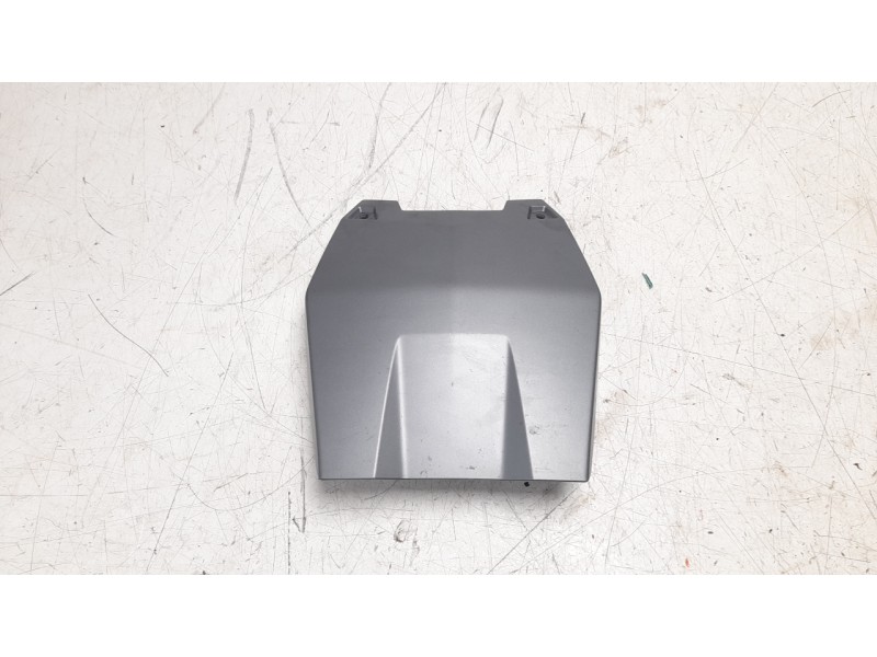 Recambio de moldura para bmw c c 400 x referencia OEM IAM 46638558569  