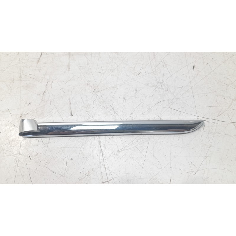 Recambio de moldura para mercedes-benz clase c (w205) c 250 bluetec / d 4-matic (205.009) referencia OEM IAM A2046903162  