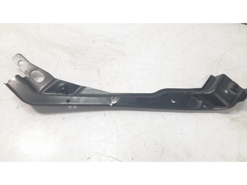 Recambio de soporte faro izquierdo para citroën c4 ii (nc_) 1.6 vti 120 referencia OEM IAM 890313H0  