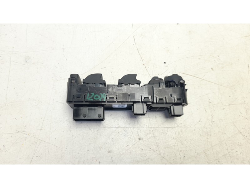 Recambio de mando elevalunas delantero izquierdo para peugeot 208 (p2) active referencia OEM IAM 98421760ZD  