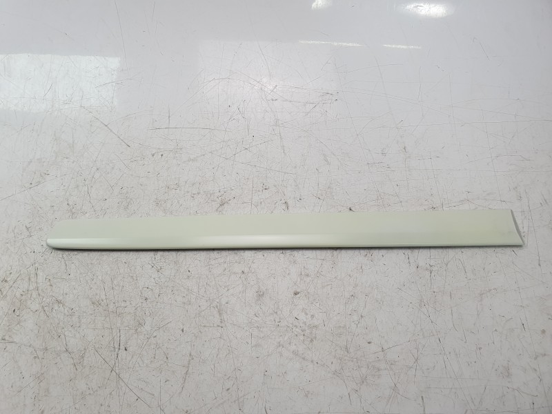 Recambio de moldura puerta trasera izquierda para volkswagen polo iv (9n_, 9a_) 1.9 tdi referencia OEM IAM 6Q4853753A  VG0211464