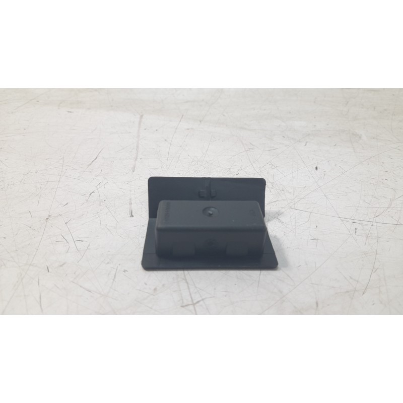 Recambio de molduras traseras para citroën berlingo furgoneta/monovolumen (k9) 1.5 bluehdi 130 referencia OEM IAM 9033CC  