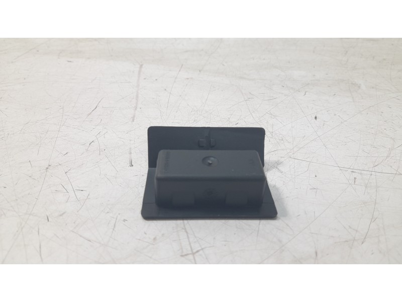 Recambio de molduras traseras para citroën berlingo furgoneta/monovolumen (k9) 1.5 bluehdi 130 referencia OEM IAM 9033CC  