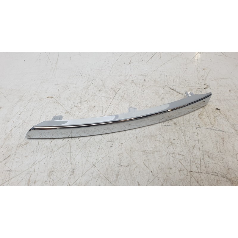 Recambio de molduras delanteras para citroën c4 picasso i monospace (ud_) 1.8 i 16v referencia OEM IAM 9680404377  