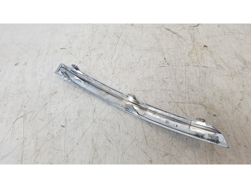 Recambio de molduras delanteras para citroën c4 picasso i monospace (ud_) 1.8 i 16v referencia OEM IAM 9680404377  