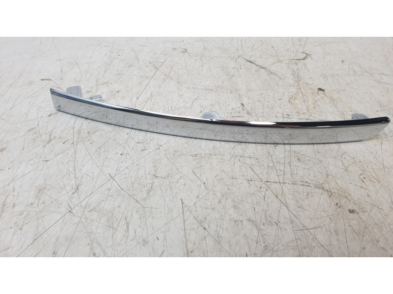 Recambio de molduras delanteras para citroën c4 picasso i monospace (ud_) 1.8 i 16v referencia OEM IAM 9680404377  