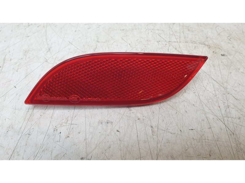 Recambio de piloto trasero izquierdo paragolpes para audi a1 (8x1, 8xk) 1.4 tfsi referencia OEM IAM 8X0945105  