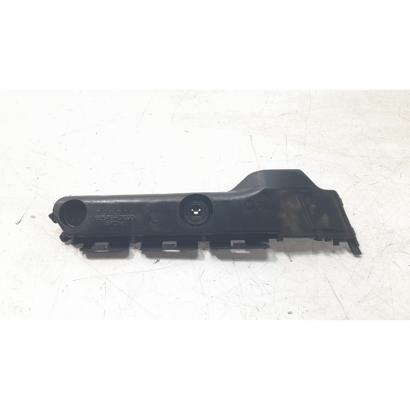 Recambio de soporte paragolpes trasero izquierdo para toyota yaris (_p9_) 1.4 d-4d (nlp90_) referencia OEM IAM 525760D030  
