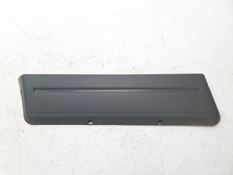 Recambio de moldura para renault express furgoneta/monovolumen (f40_, g40_) 1.2 (f406, g40a) referencia OEM IAM 7700761111  