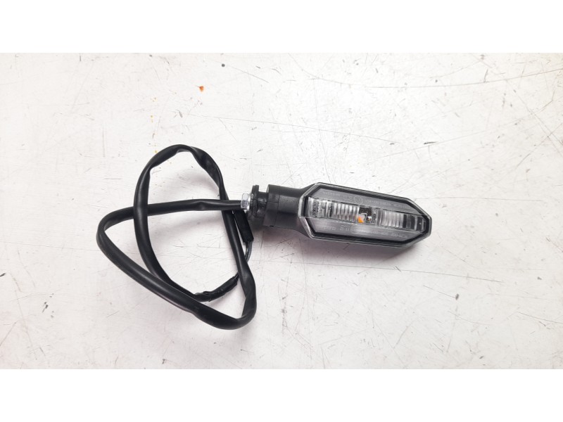 Recambio de piloto trasero derecho para honda nc nc 750 x (rh09) referencia OEM IAM 33600MKWD01  