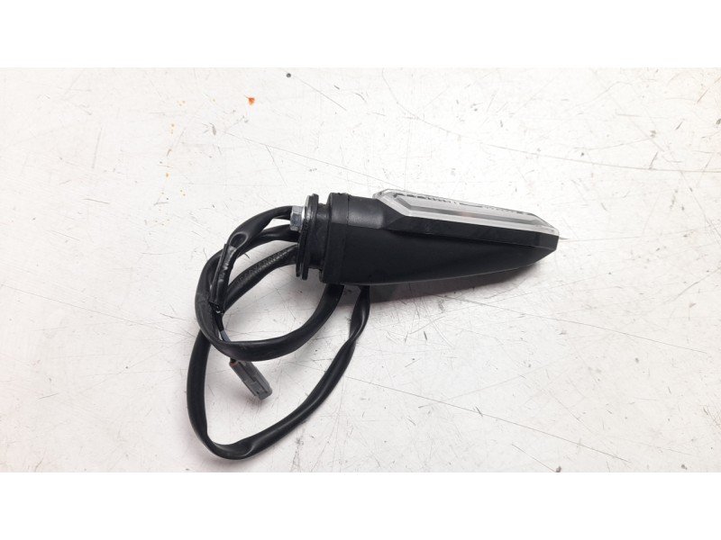 Recambio de piloto trasero izquierdo para honda nc nc 750 x (rh09) referencia OEM IAM 33650MKWD01  