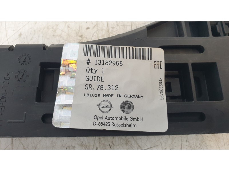 Recambio de soporte paragolpes delantero izquierdo para opel vectra c (z02) 2.2 16v (f69) referencia OEM IAM 13182955  