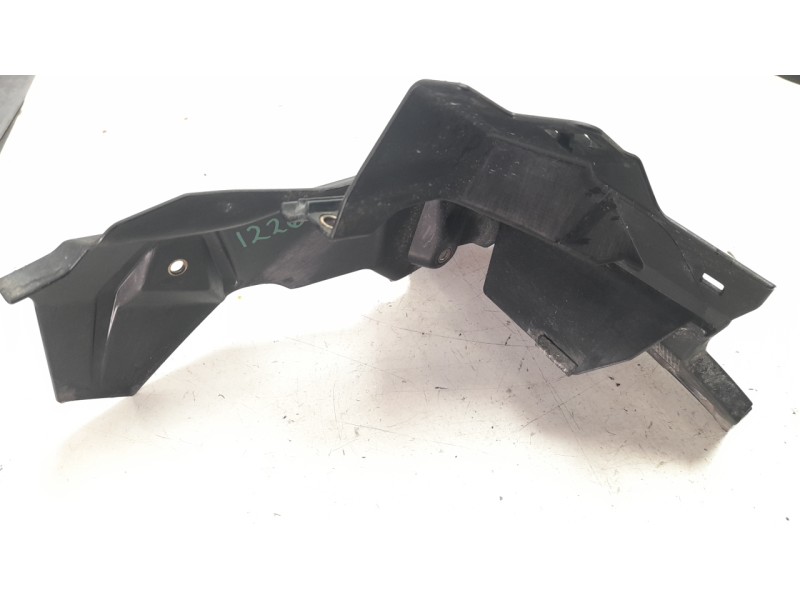 Recambio de guardabarros trasero para bmw c c 400 x referencia OEM IAM 46628558229  