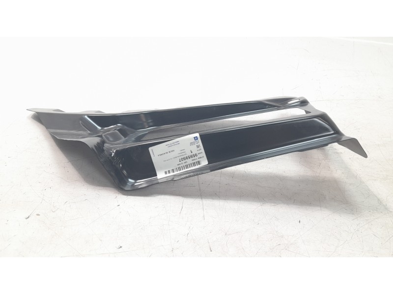 Recambio de panel trasero para chevrolet cruze (j300) 1.6 referencia OEM IAM 95959507  