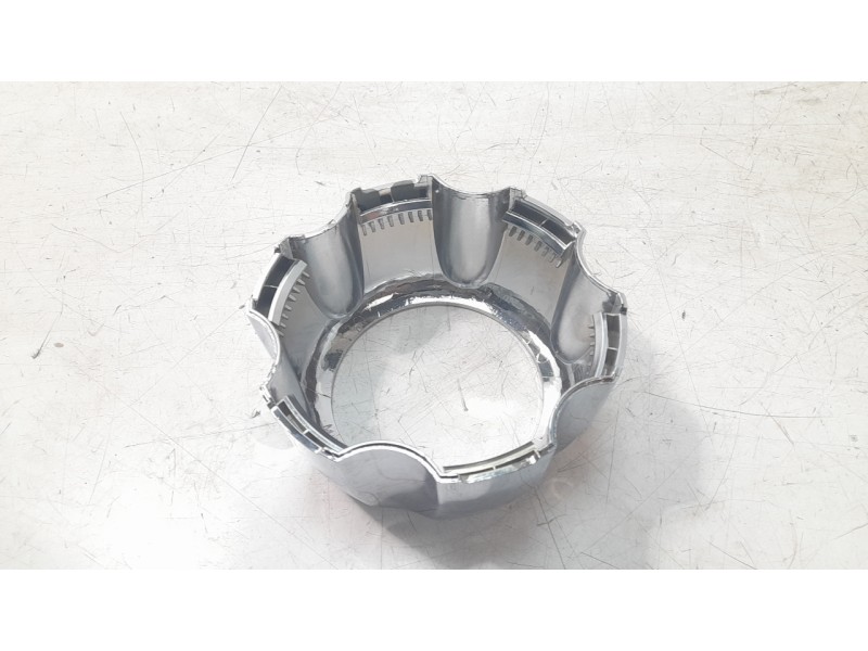 Recambio de tapacubos para mitsubishi l200 (k7_t, k6_t, k5_t) 2.0 (k62t) referencia OEM IAM MR150557  