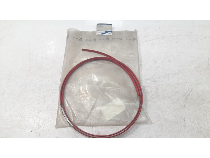 Recambio de moldura paragolpe trasera para ford fiesta iii (gfj) 1.8 d referencia OEM IAM 6589624  