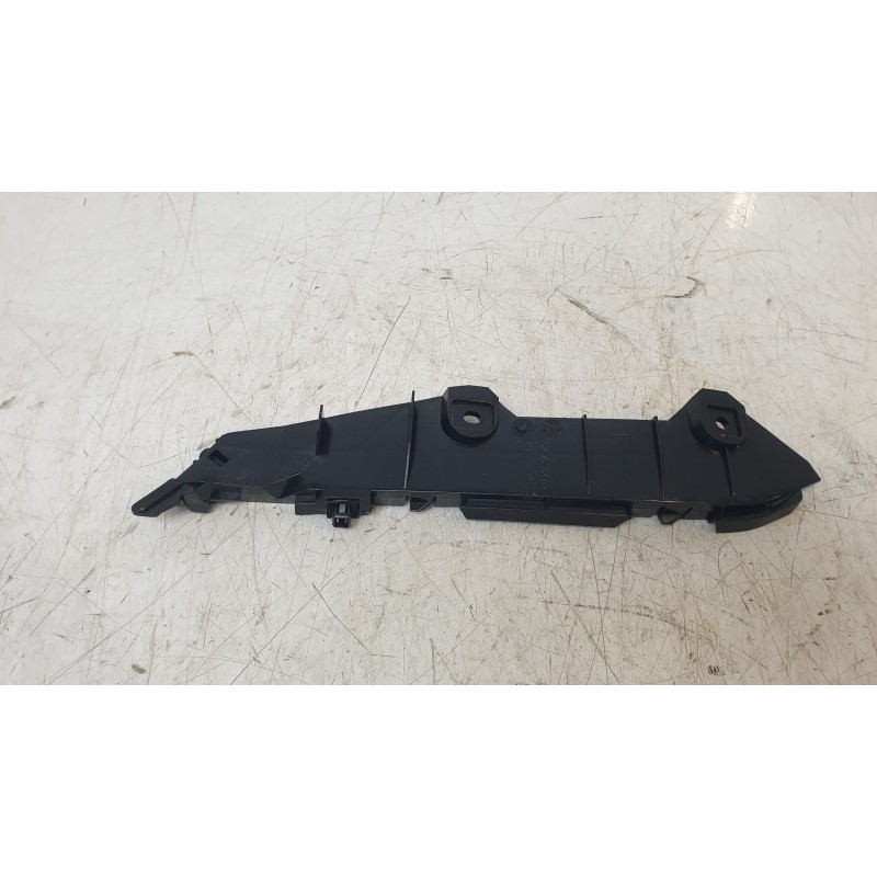 Recambio de soporte paragolpes trasero izquierdo para toyota corolla sedán (_e12_) 1.6 vvt-i (zze121_) referencia OEM IAM 525760