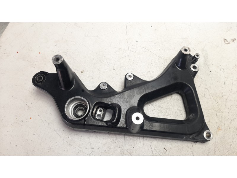 Recambio de basculante para bmw c c 400 x referencia OEM IAM 33358565312  