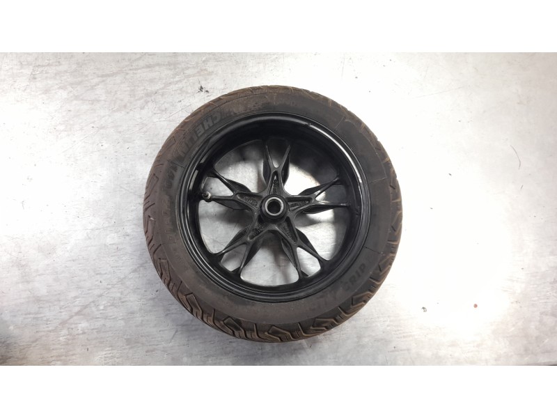 Recambio de llanta trasera para bmw c c 400 x referencia OEM IAM 36318414328  