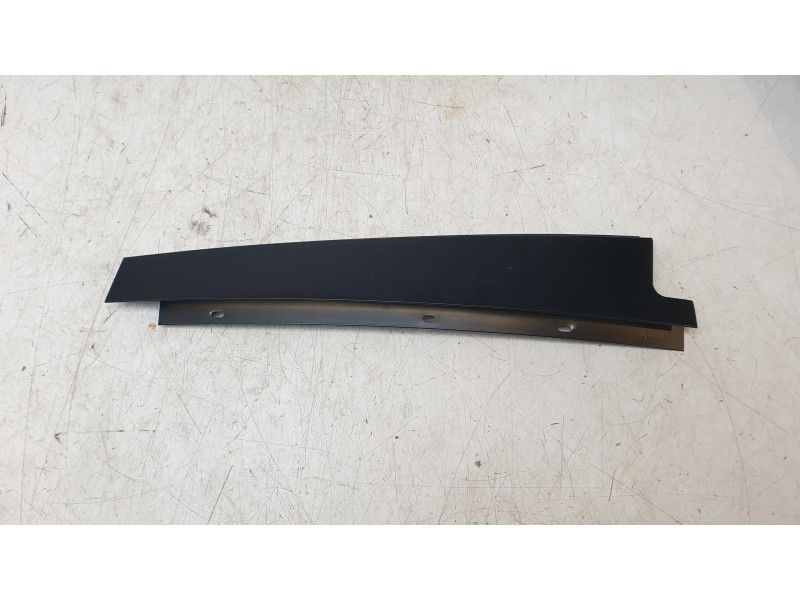 Recambio de moldura para bmw 5 (e60) 525 d referencia OEM IAM 7033812  