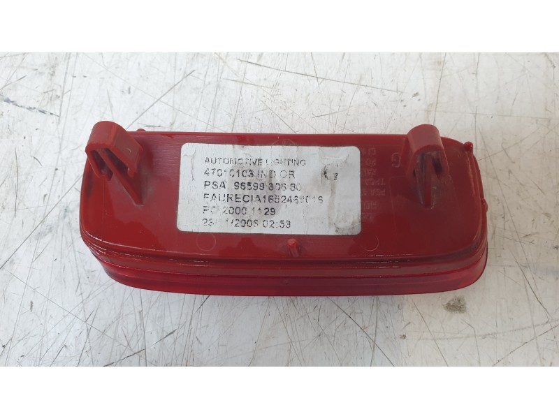 Recambio de reflector paragolpe trasero izquierdo para peugeot 206 sw (2e/k) 1.1 referencia OEM IAM 9659830680  103F09541381