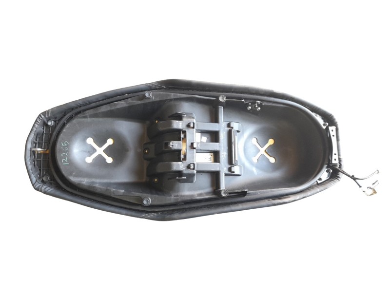 Recambio de asiento para bmw c c 400 x referencia OEM IAM 850408702 52535A0C7E1 