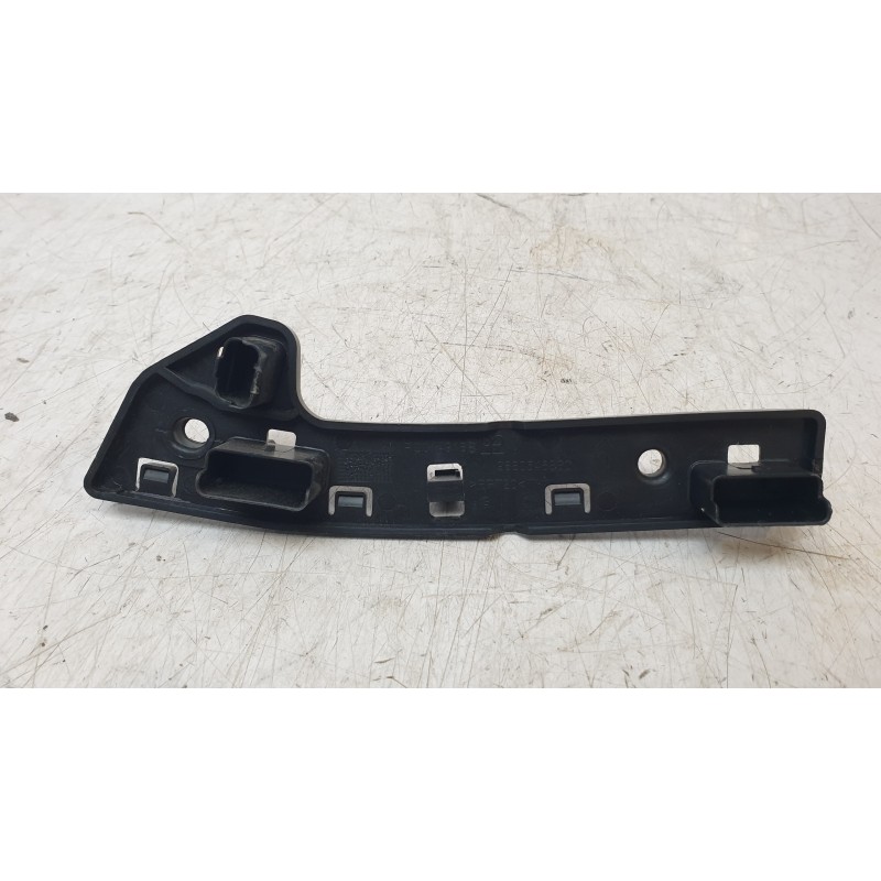 Recambio de soporte paragolpes delantero izquierdo para peugeot partner furgoneta/monovolumen 1.6 hdi 16v 4x4 referencia OEM IAM