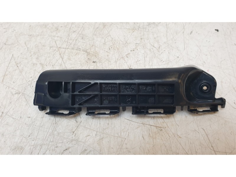 Recambio de soporte paragolpes delantero izquierdo para toyota yaris (_p13_) 1.5 hybrid (nhp130_) referencia OEM IAM 525360D090 