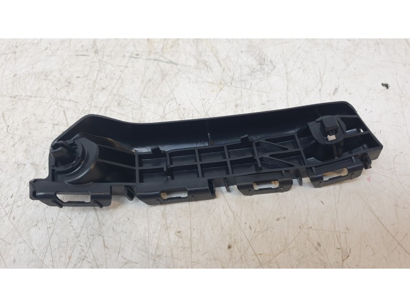 Recambio de soporte paragolpes delantero izquierdo para toyota yaris (_p13_) 1.5 hybrid (nhp130_) referencia OEM IAM 525360D090 