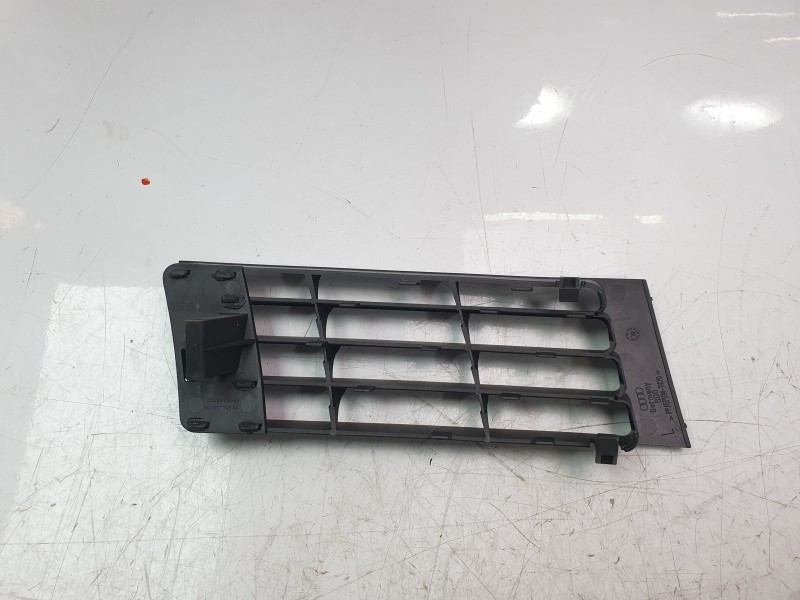 Recambio de rejilla paragolpes izquierda para audi a4 b5 (8d2) 1.8 t referencia OEM IAM 8D0807345AA  