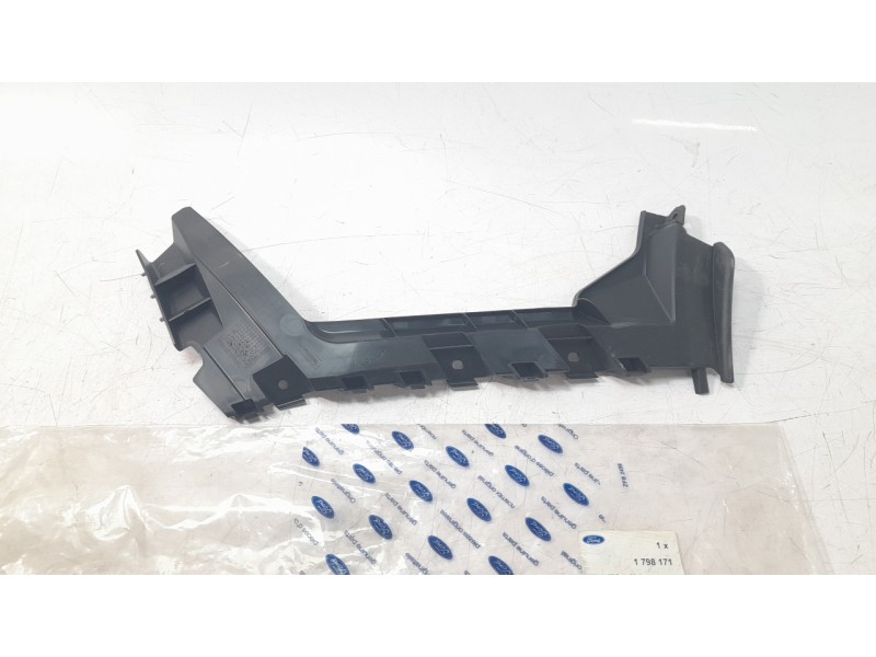 Recambio de soporte paragolpes trasero izquierdo para ford fiesta vi (cb1, ccn) 1.6 ti referencia OEM IAM C1BB17A882A  