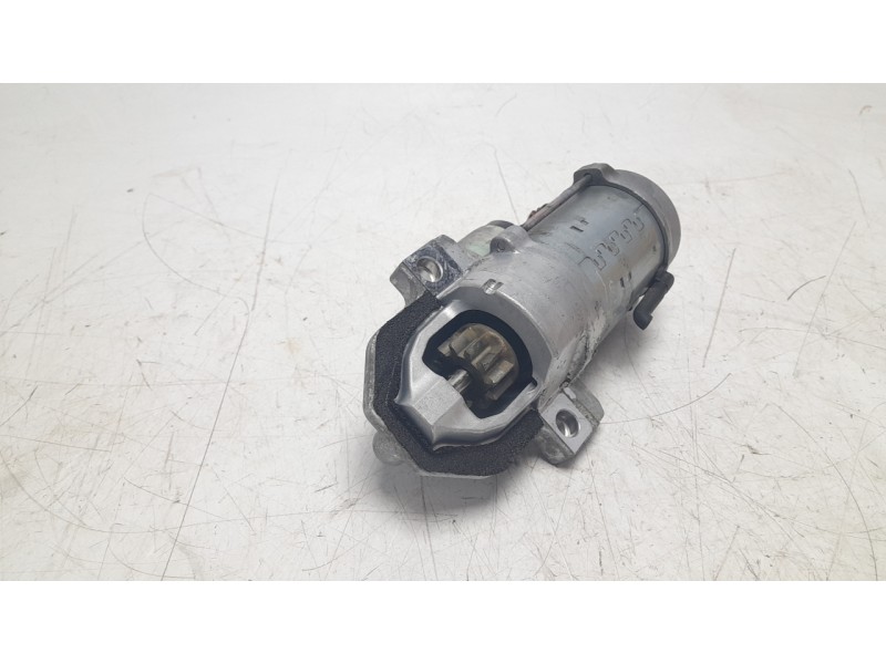 Recambio de motor arranque para land rover evoque 2.0 turbo cat referencia OEM IAM BJ3211001AC ARF440404 