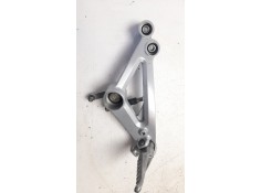 Recambio de estribo lateral para aprilia rs 457 rs 457 referencia OEM IAM 2B011478  