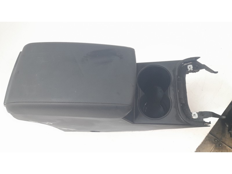 Recambio de apoyabrazos central para seat ateca (khp) style xm referencia OEM IAM 5758632439B9  