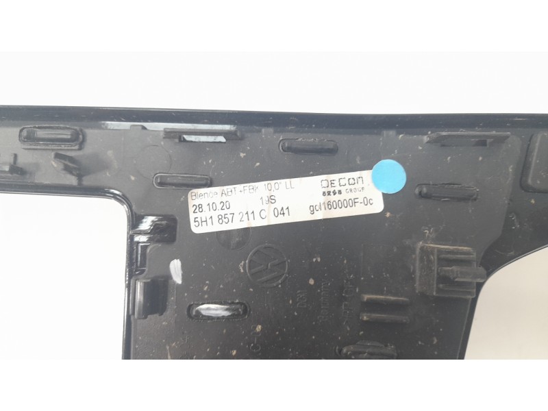 Recambio de moldura para volkswagen golf viii lim. (cd1) life referencia OEM IAM 5H1857211  