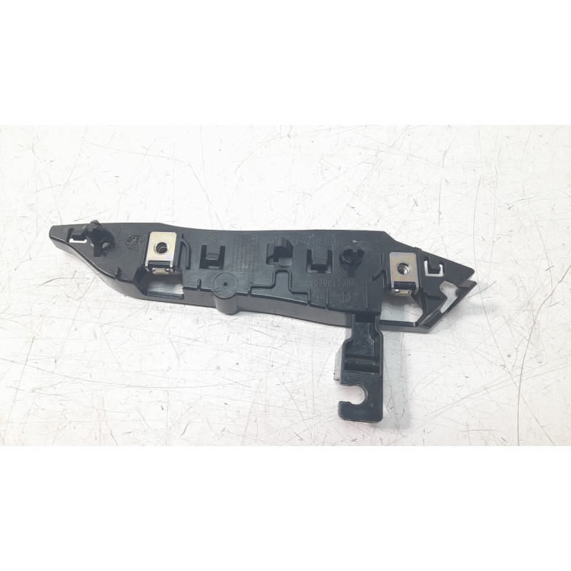 Recambio de soporte paragolpes delantero derecho para peugeot 3008 ii suv (mc_, mr_, mj_, m4_) 2.0 bluehdi 180 referencia OEM IA