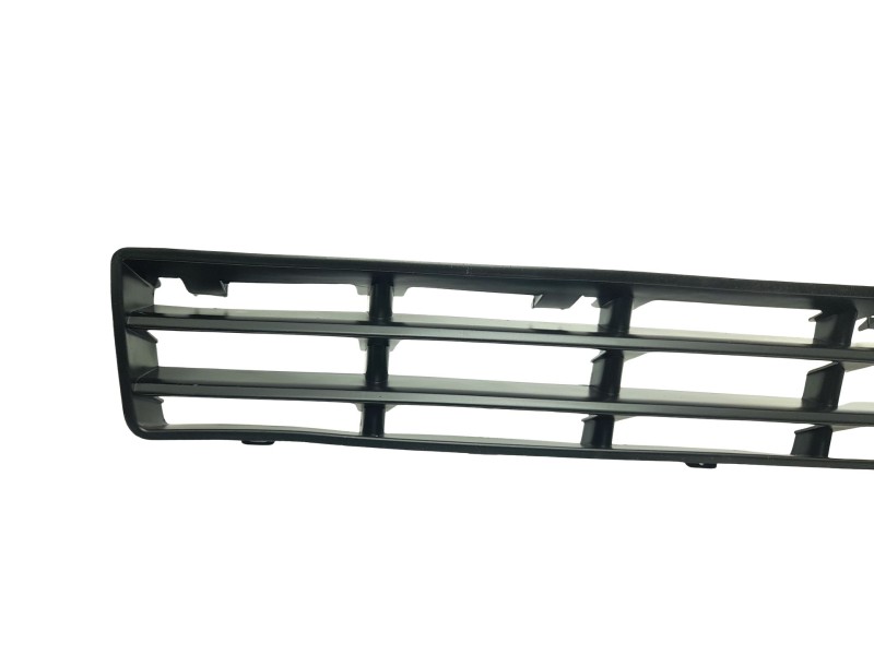 Recambio de rejilla paragolpes central para volkswagen passat berlina (3b3) referencia OEM IAM 3B0853677EB41 107232604 107232604