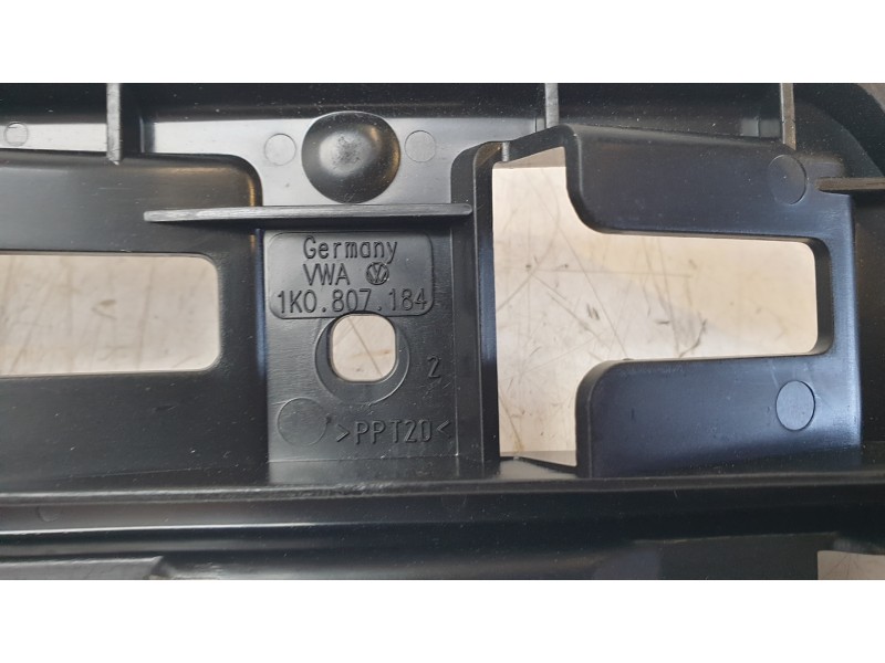 Recambio de soporte paragolpes delantero derecho para volkswagen golf v (1k1) 2.0 tdi 16v referencia OEM IAM 1K0807184 1K0807184
