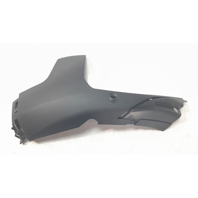 Recambio de moldura paragolpe delantera derecha para peugeot 3008 ii suv (mc_, mr_, mj_, m4_) 2.0 bluehdi 180 referencia OEM IAM